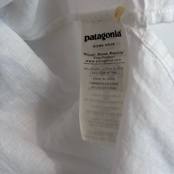 Patagonia button down - Picture 4 of 4